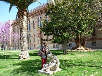 Βαρκελώνη – Κήπος του Πανεπιστημίου, του τομέα της Ιατρικής.