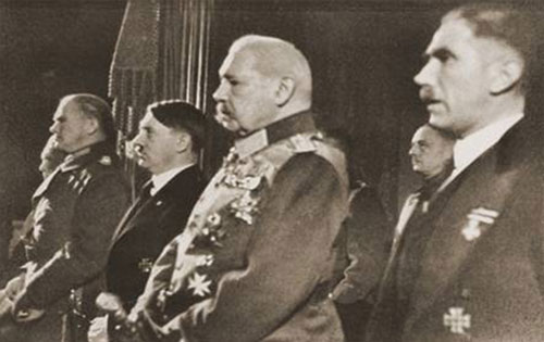 Αδόλφος Χίτλερ: ο ηγέτης και η εποχή του