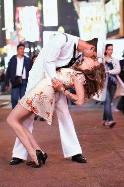end of war kiss